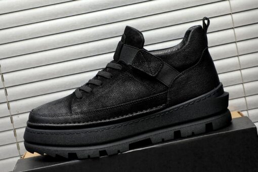 Ugg Sneaker Boots Black