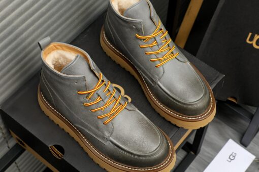UGG Autumn Martin Boots Grey
