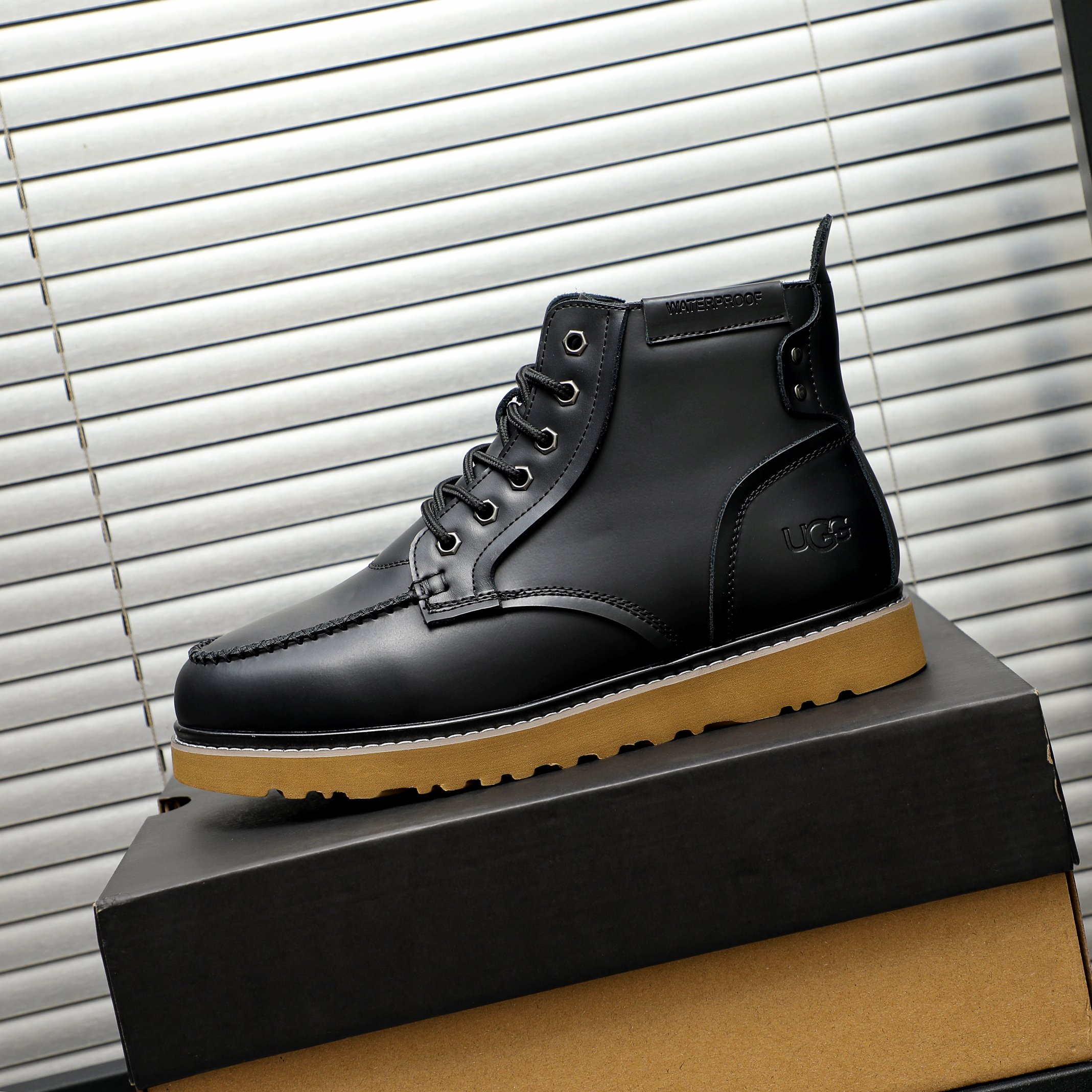 UGG British Style Martin Boots Black 2026 | Drip Kickz UGG British Style Martin Boots Black - Image 3