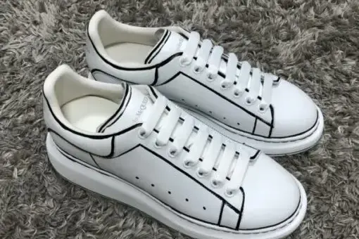 Alexander McQueen Sneaker Off-White