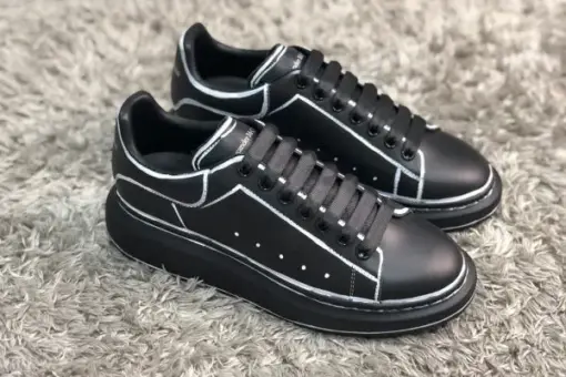 Alexander McQueen Sneaker Black White