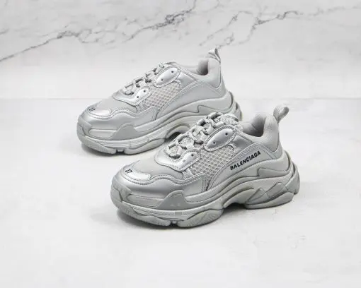 Triple S Silver 2026 | Drip Kickz Triple S Silver - Image 2