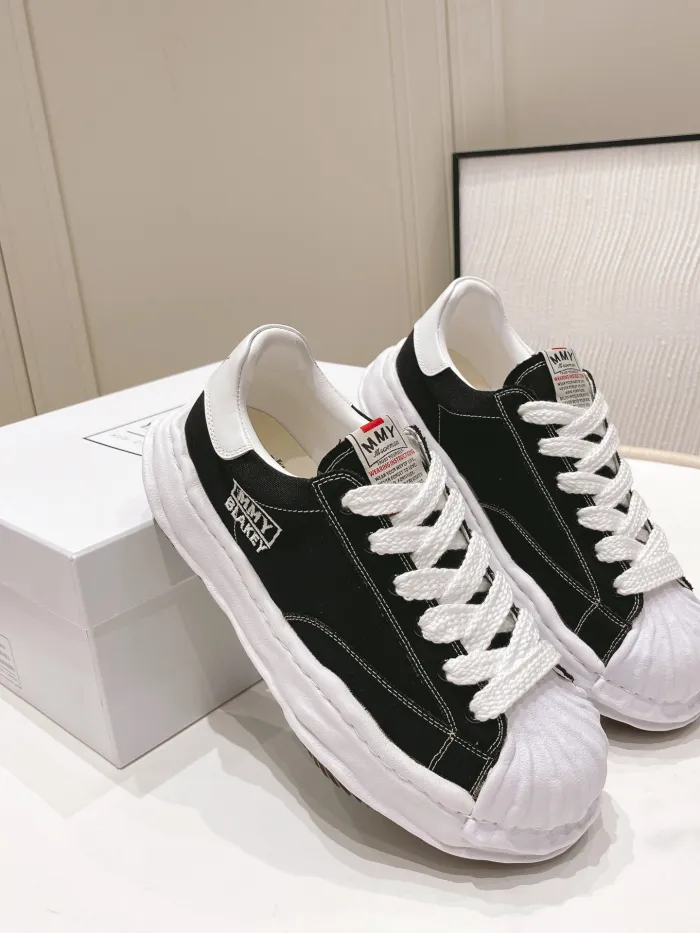 Maison Mihara Yasuhiro MMY Blakey Sneaker Core Black 2026 | Drip Kickz Maison Mihara Yasuhiro MMY Blakey Sneaker Core Black - Image 3