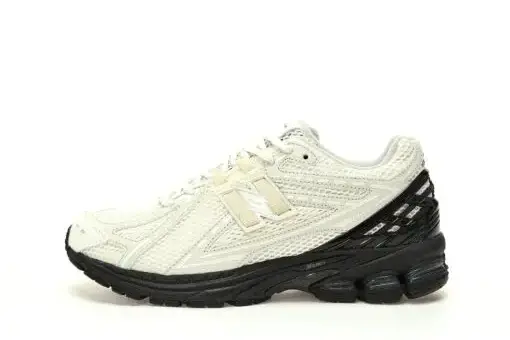 New Balance 1906R Sneaker White Black