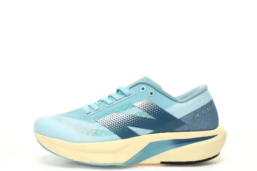 New Balance FuelCell Rebel v4 Sneaker Multicolor
