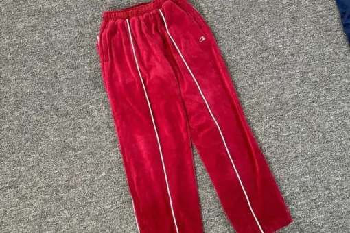 Corteiz CRTZ VVS Uptown Velour Track Pant Red