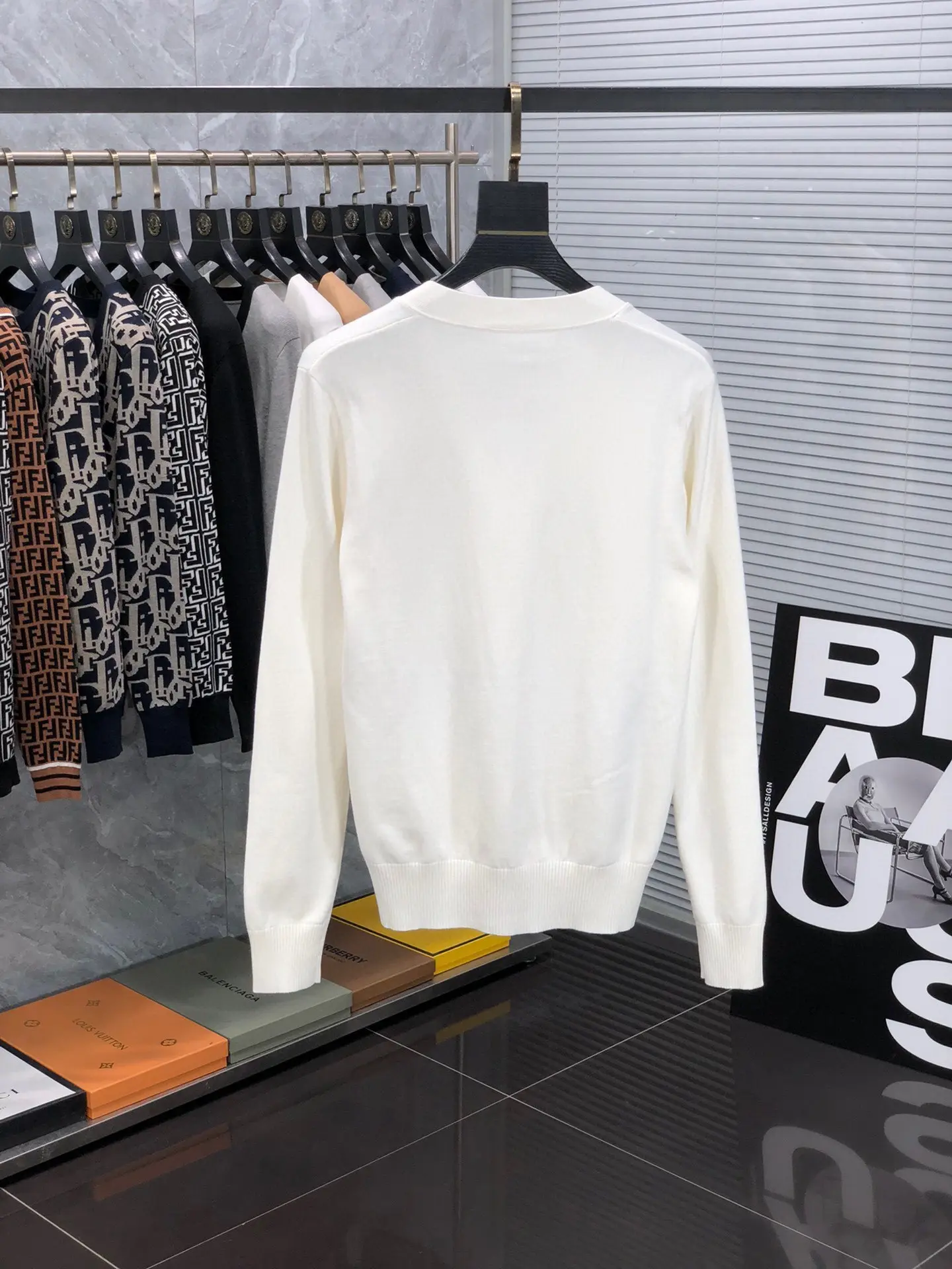Ami Paris Large A Heart Cardigan White & Red 2026 | Drip Kickz Ami Paris Large A Heart Cardigan White & Red - Image 2