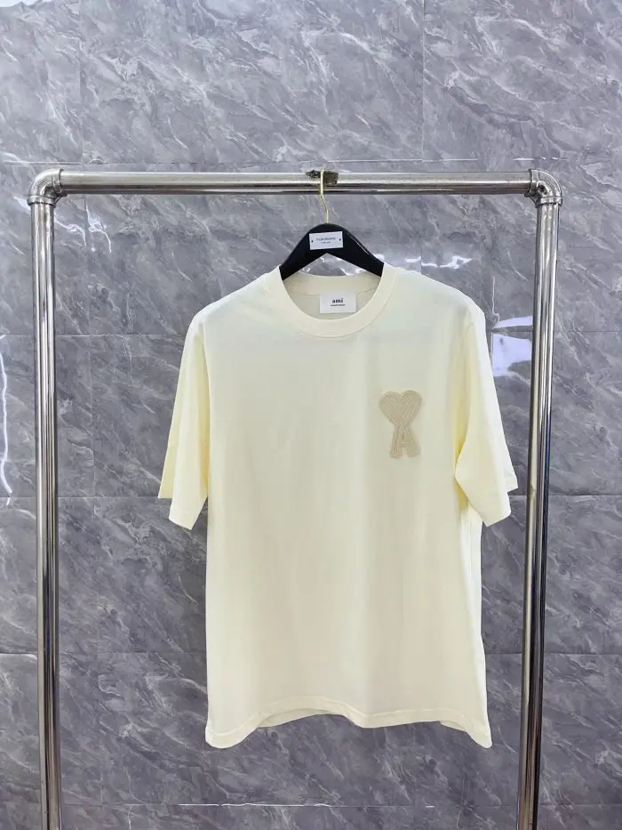 Ami Paris Ami de Coeur Patch T-Shirt Cream 2026 | Drip Kickz Ami Paris Ami de Coeur Patch T-Shirt Cream
