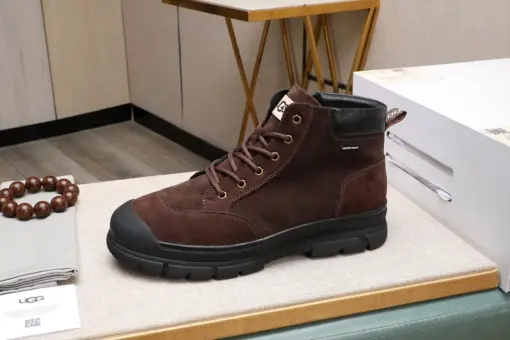 Ugg Liquify Merch Neumel Boot Brown