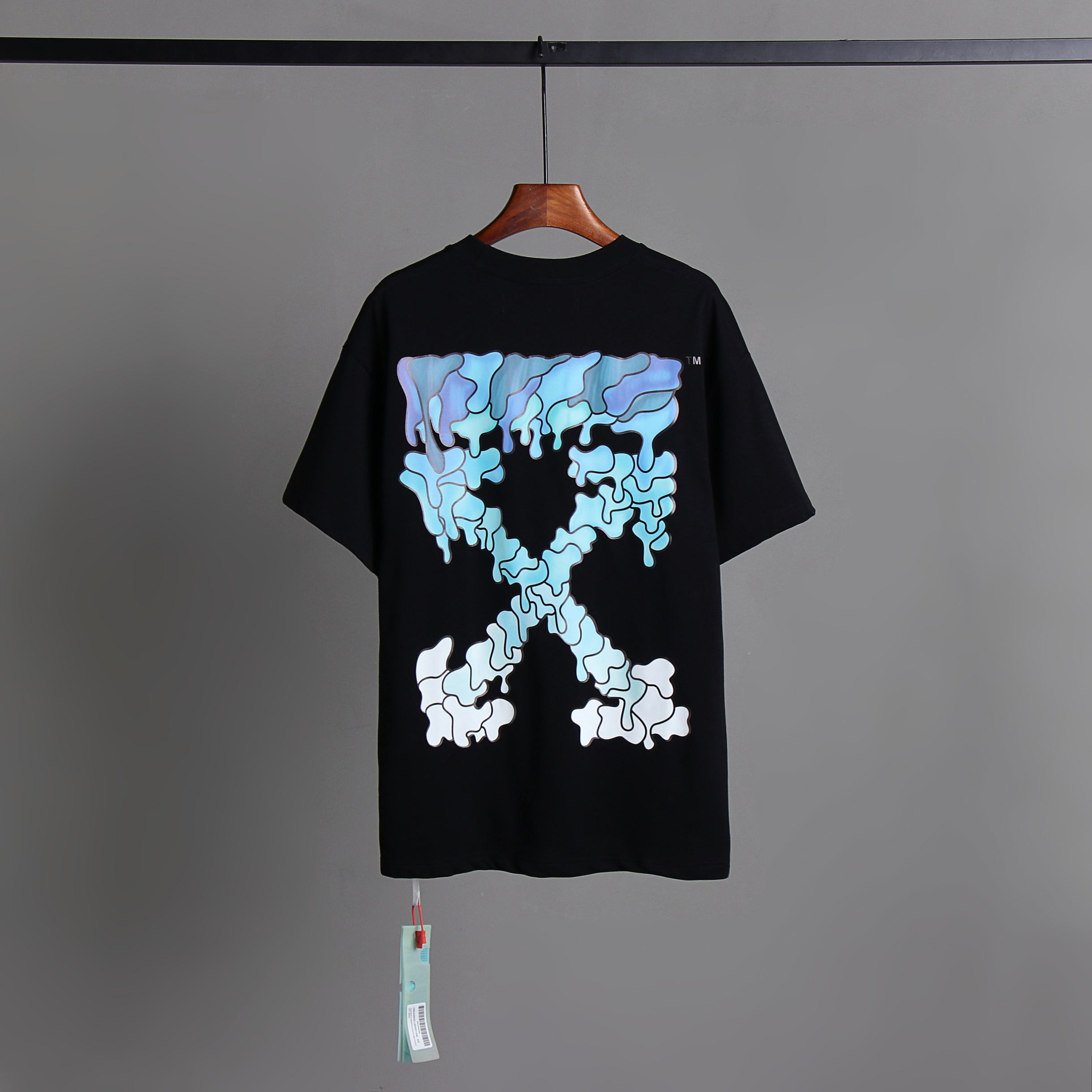 Off-White Melt Gradient Painting Arrow Print T-Shirt Black 2026 | Drip Kickz Off-White Melt Gradient Painting Arrow Print T-Shirt Black - Image 2