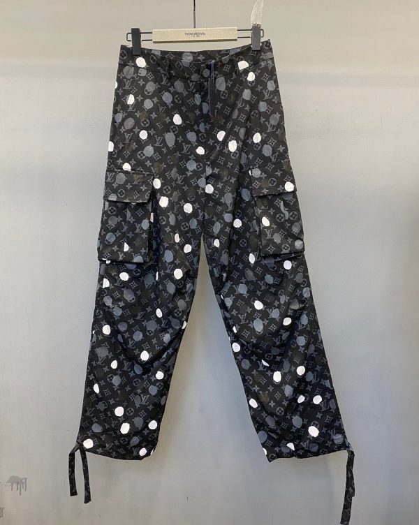 LV Yayoi Kusama Polka Dot Cargo Pants Black 2026 | Drip Kickz LV Yayoi Kusama Polka Dot Cargo Pants Black - Image 2