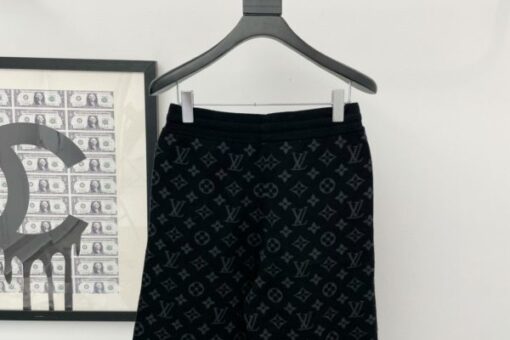 Alternative view of LV Shorts Black