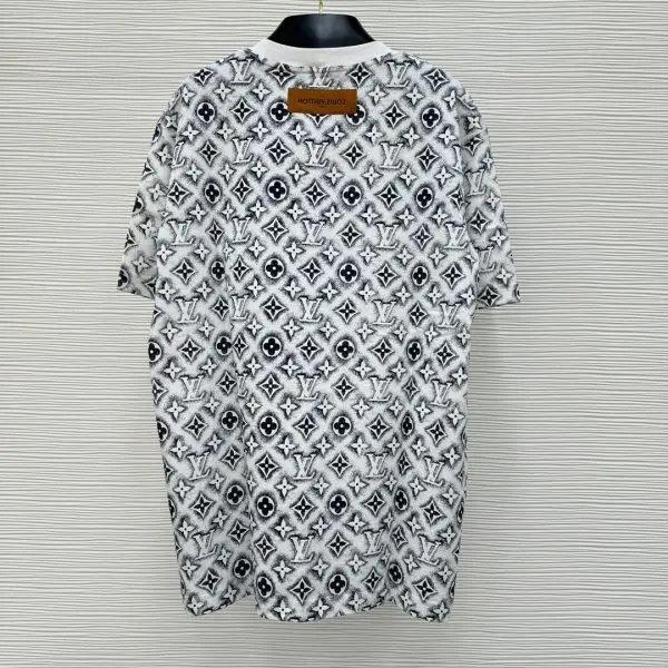 LV T-Shirt White 2026 | Drip Kickz LV T-Shirt White - Image 2