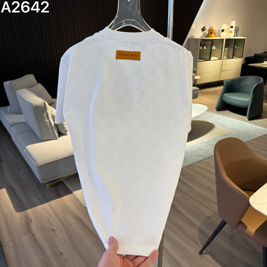 LV Graphic Embellished Cotton T-Shirt White 2026 | Drip Kickz LV Graphic Embellished Cotton T-Shirt White - Image 2