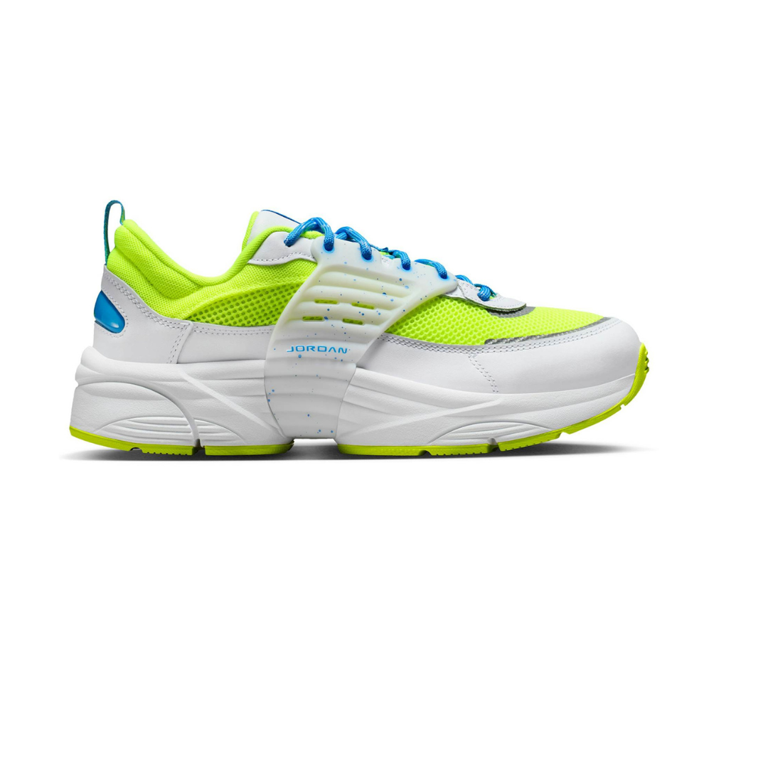 Jordan Trunner O/S Volt University Blue White 2026 | Drip Kickz Jordan Trunner O/S Volt University Blue White