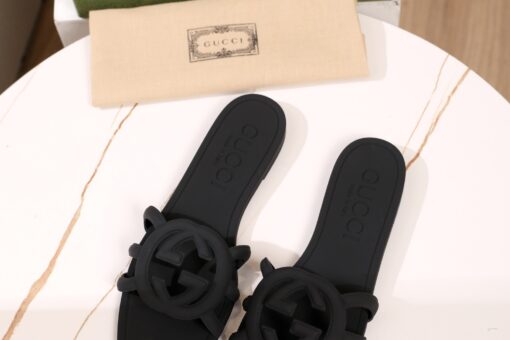 slides Black