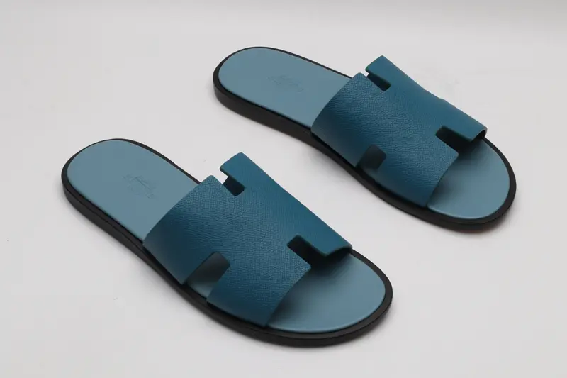 Hermès Izmir Sandal Dark Blue 2026 | Drip Kickz Hermès Izmir Sandal Dark Blue