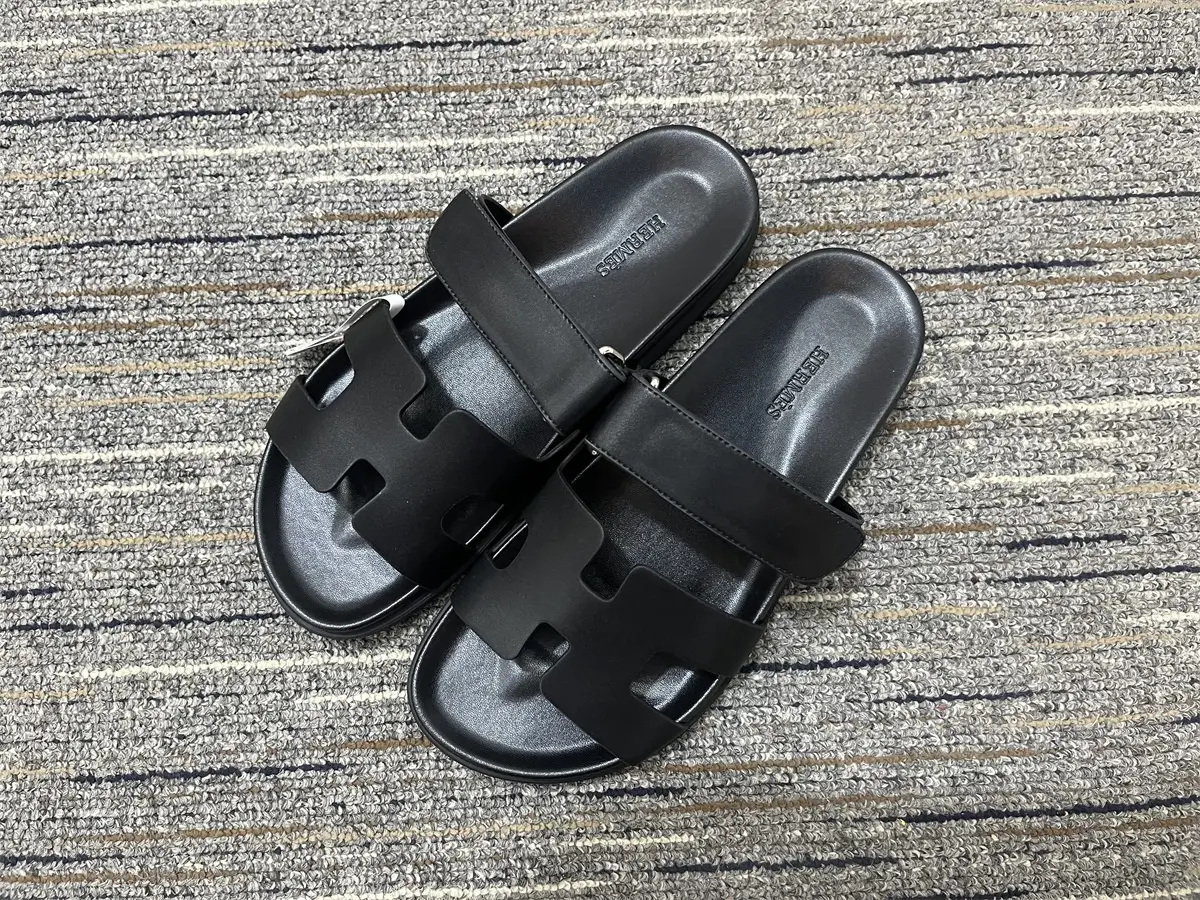 Hermes Chypre Sandals Black 2026 | Drip Kickz Hermes Chypre Sandals Black
