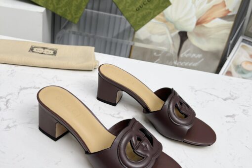 Slippers Dark Chocolate