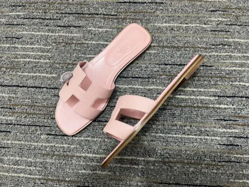 Hermes Chypre Sandals Pink 2026 | Drip Kickz Hermes Chypre Sandals Pink - Image 2