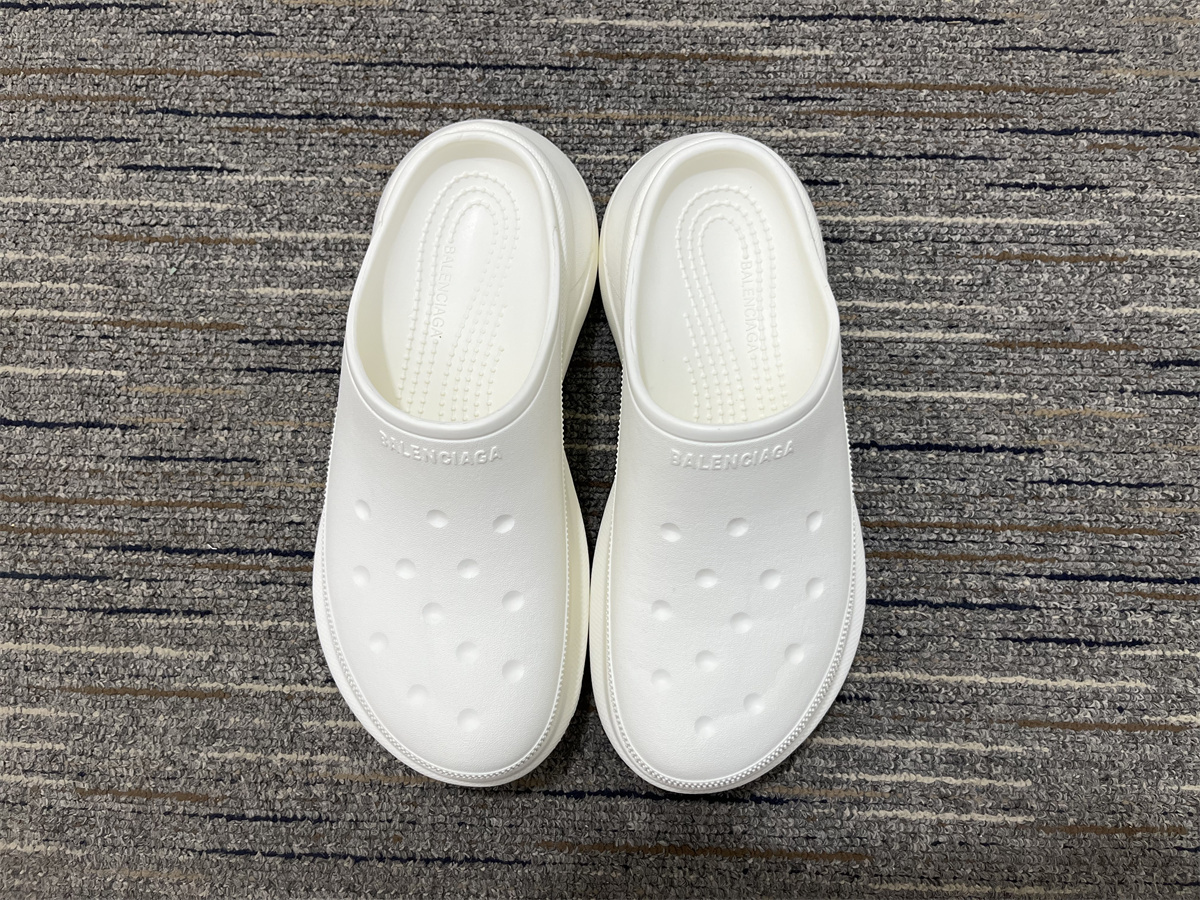 Balenciaga x Crocs Platform White Slip On 2026 | Drip Kickz Balenciaga x Crocs Platform White Slip On - Image 2