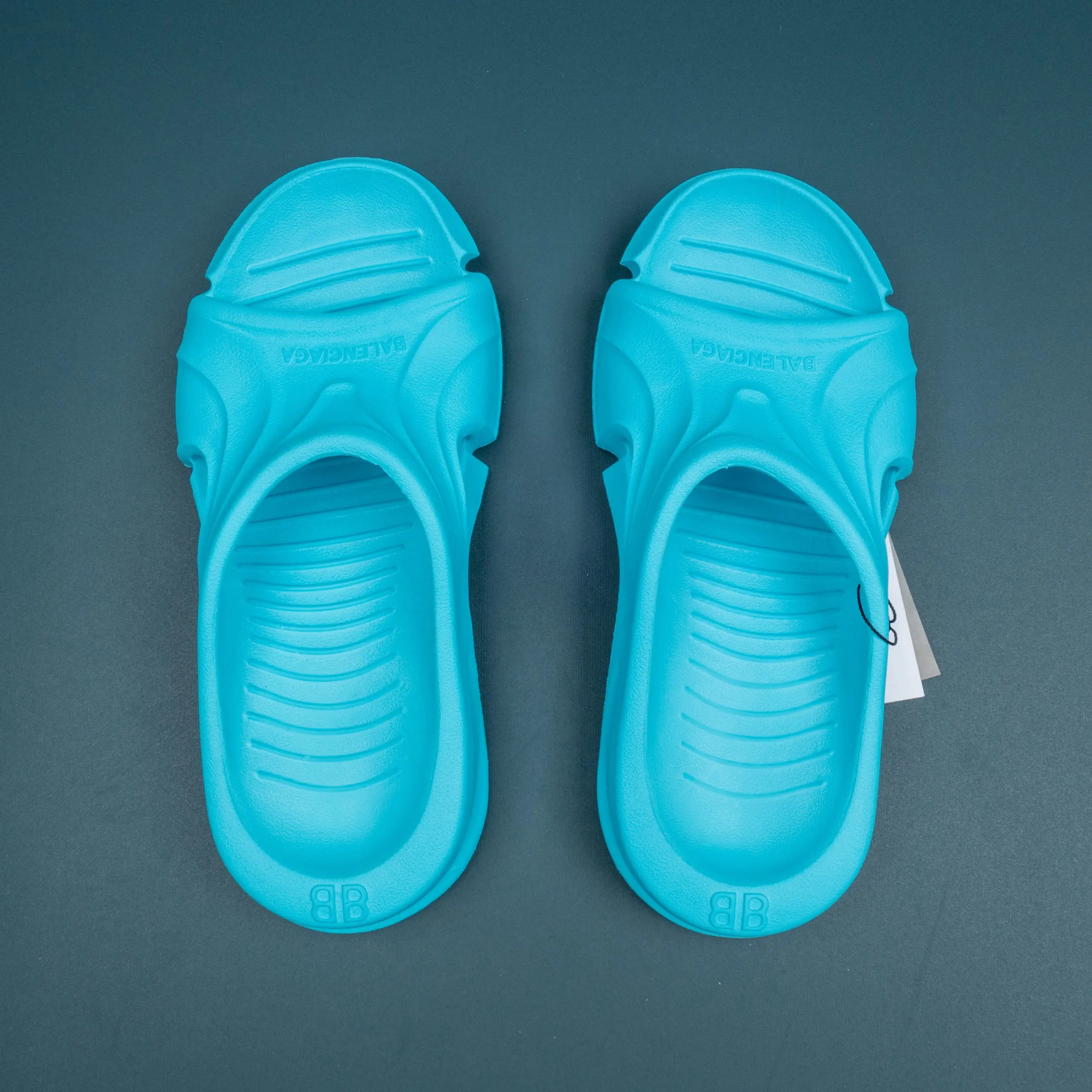 Balenciaga RUNNER 2026 | Drip Kickz Balenciaga RUNNER - Image 2