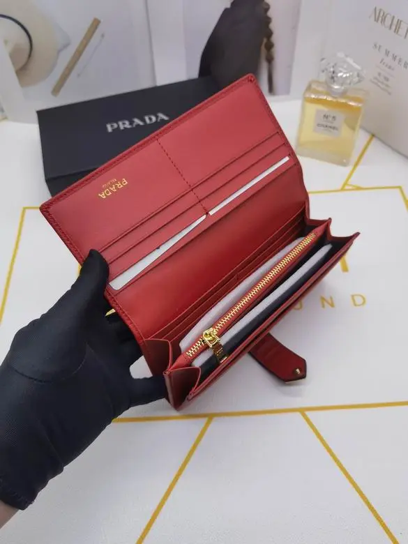 Travertine Stone Large Leather Wallet Red 2026 | Drip Kickz Travertine Stone Large Leather Wallet Red - Image 2