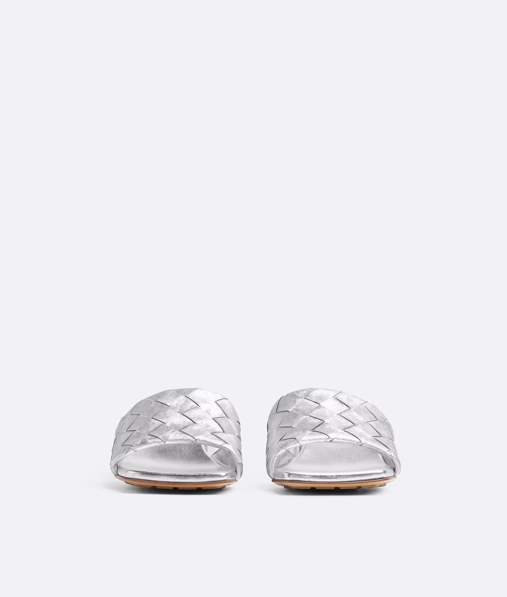 Bottega Veneta Parco Mule Silver 2026 | Drip Kickz Bottega Veneta Parco Mule Silver - Image 2