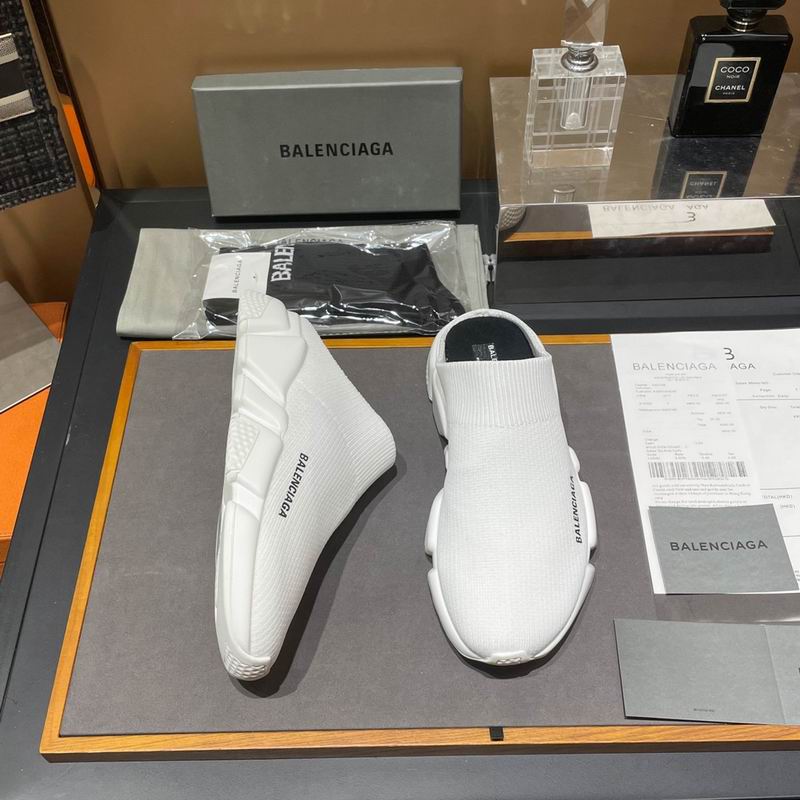 Balenciaga Speed 2.0 Recycled Knit Mule Sneakers White 2026 | Drip Kickz Balenciaga Speed 2.0 Recycled Knit Mule Sneakers White - Image 2