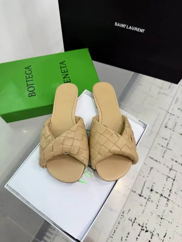 Bottega Veneta Blink Flat Mule Khaki 2026 | Drip Kickz Bottega Veneta Blink Flat Mule Khaki - Image 2