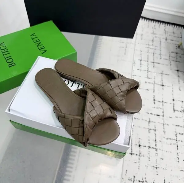 Bottega Veneta Blink Flat Mule Dark Green 2026 | Drip Kickz Bottega Veneta Blink Flat Mule Dark Green