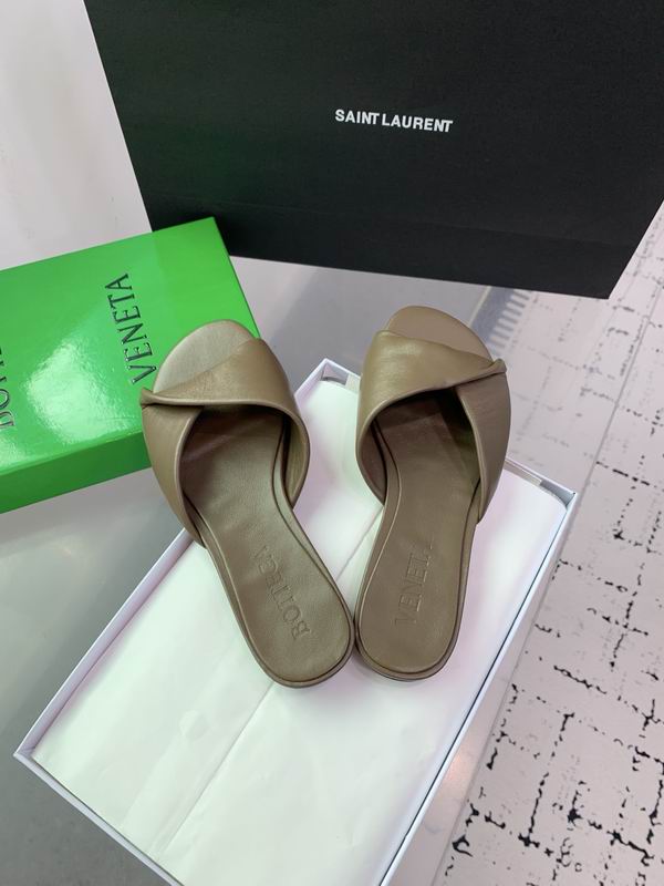 Bottega Veneta Blink Intrecciato Leather Flat Mules Khaki 2026 | Drip Kickz Bottega Veneta Blink Intrecciato Leather Flat Mules Khaki - Image 2
