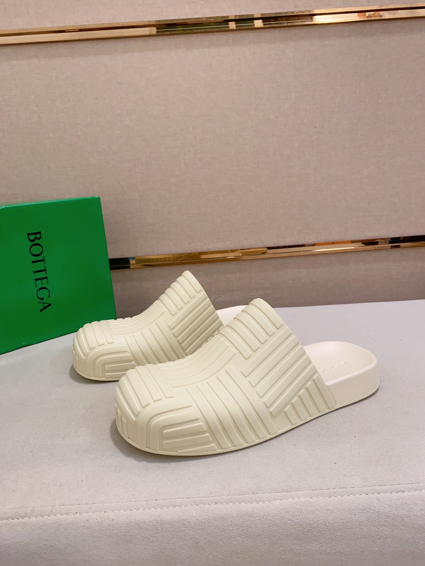 Bottega Veneta Loafer Rubber Slides White 2026 | Drip Kickz Bottega Veneta Loafer Rubber Slides White - Image 2