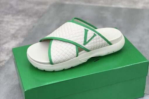 Bottega Veneta Intreccio Pattern Amy Flat Mule White Green
