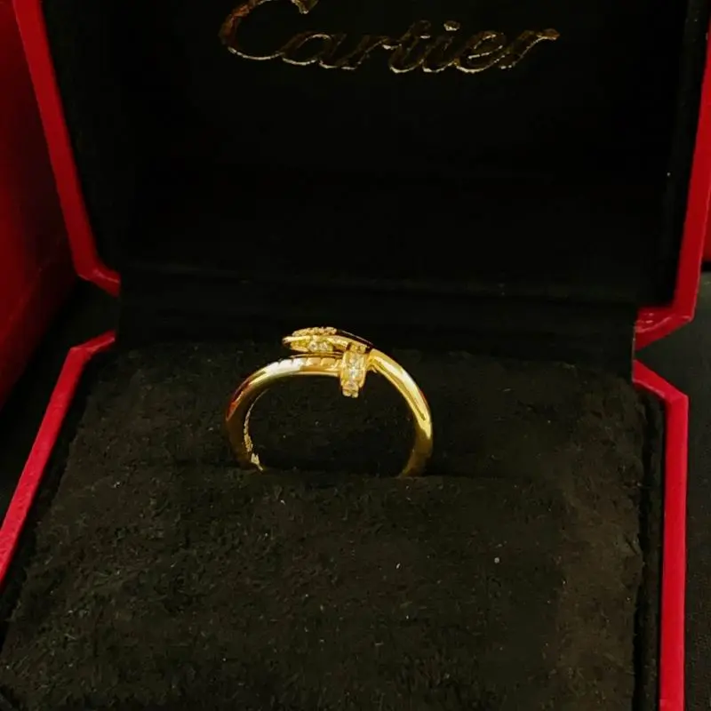Juste Un Clou Ring Famous Design 2026 | Drip Kickz Juste Un Clou Ring Famous Design - Image 2