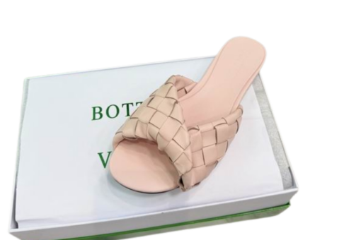 Bottega Veneta Blink Intrecciato Leather Flat Mules Sweat Pink