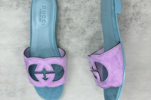 Interlocking G cutout suede slides purple