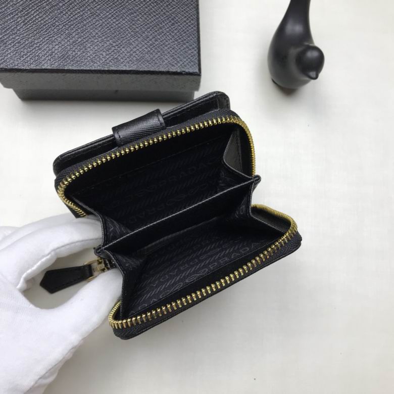Prada Saffiano Bi-fold Wallet Leather Black 2026 | Drip Kickz Prada Saffiano Bi-fold Wallet Leather Black - Image 2