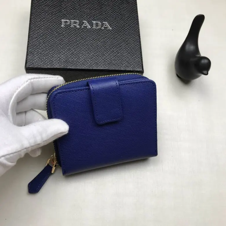 Prada Saffiano Bi-fold Wallet Leather Blue 2026 | Drip Kickz Prada Saffiano Bi-fold Wallet Leather Blue - Image 2
