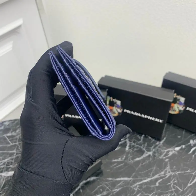 Prada Wallet 10cm Lite Purple 2026 | Drip Kickz Prada Wallet 10cm Lite Purple - Image 2