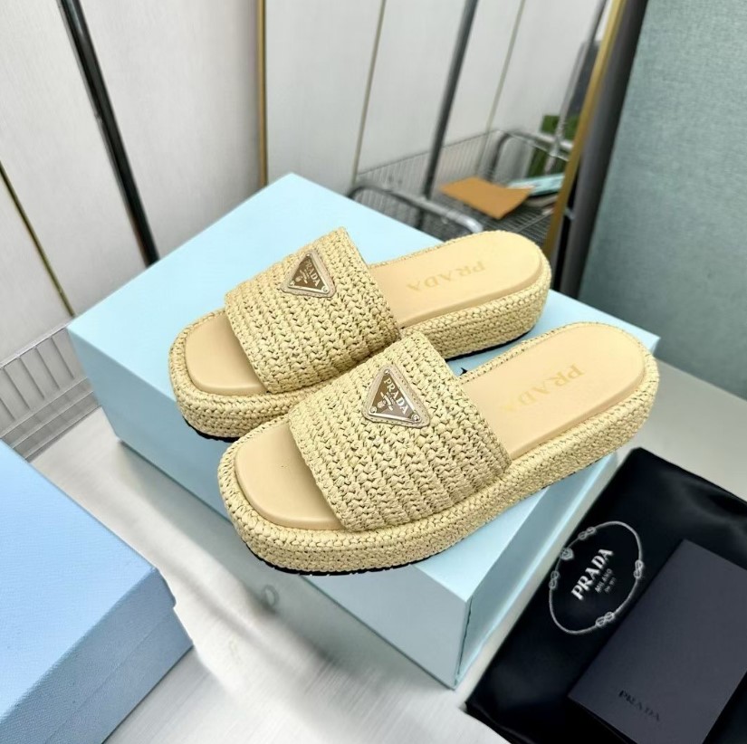 Prada Crochet flatform slides yellow 2026 | Drip Kickz Prada Crochet flatform slides yellow
