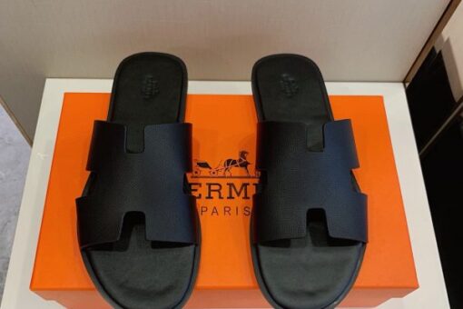 Hermès Slippers Black