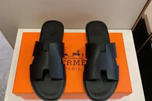 Hermès Slippers Black