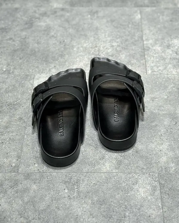 Balenciaga Slipper Black 2026 | Drip Kickz Balenciaga Slipper Black - Image 3