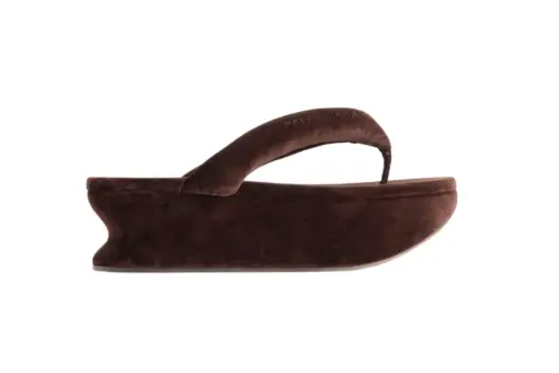 Balenciaga Gaeta Thong Moka
