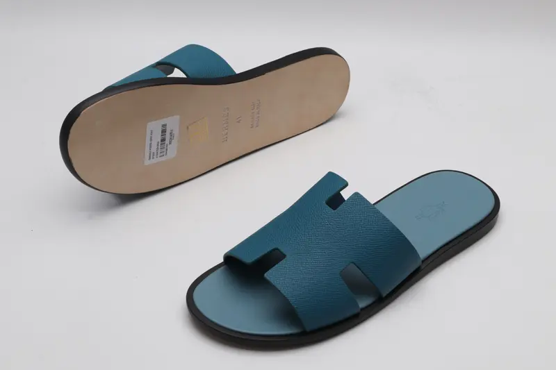 Hermès Izmir Sandal Dark Blue 2026 | Drip Kickz Hermès Izmir Sandal Dark Blue - Image 2